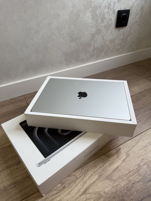 MacBook Pro 14 M4 512гб