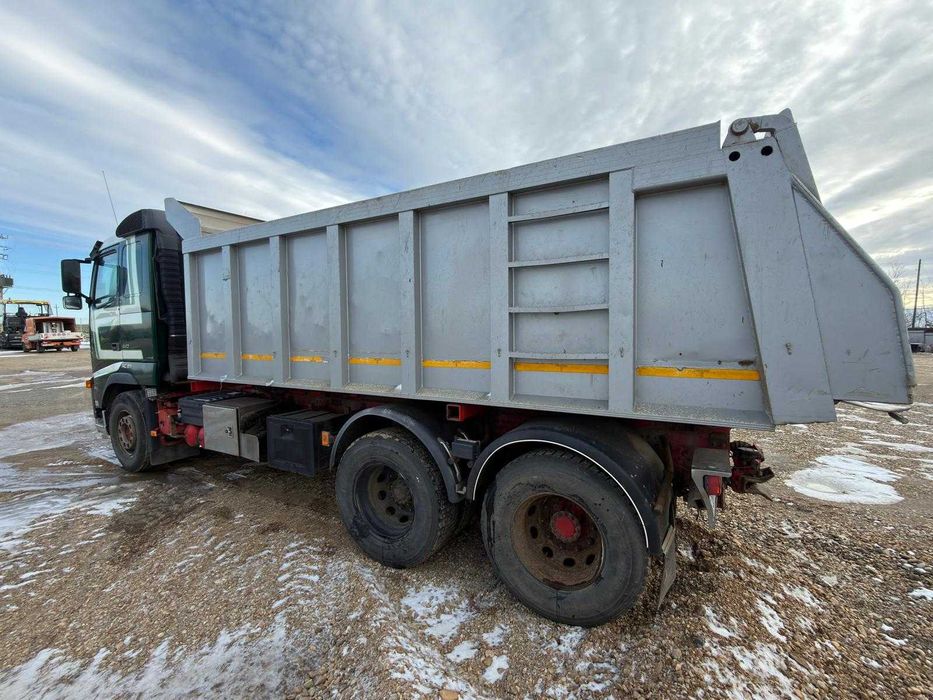 Camion Volvo FH-440