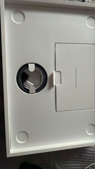 MacBook Air 256gb m2