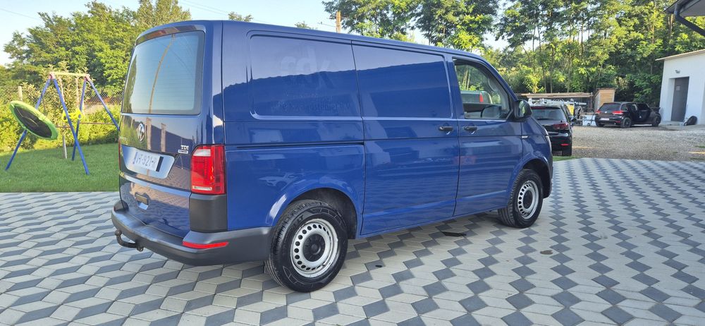 Transporter T6 2l 3 locuri