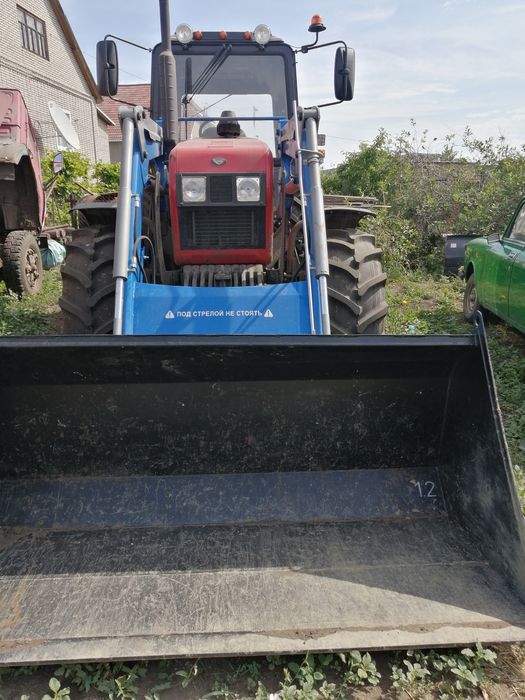 Услуги по уборки снега, мусора и так далее.