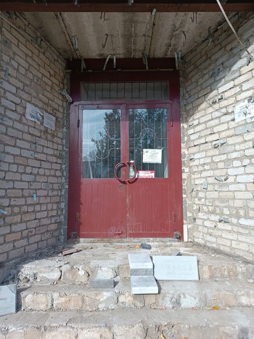 Продам  двери входные