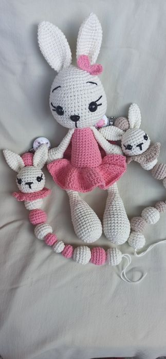 Плетени играчки и дрънкулки