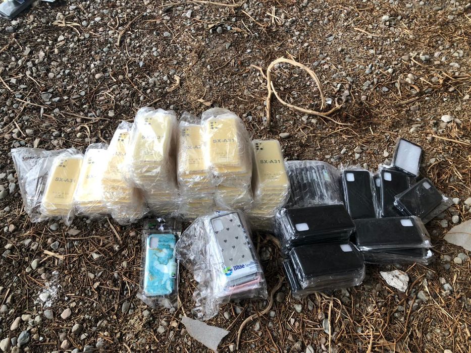 Чехол айфон 11 12 все по 300 500 тенге фонарик 500тенге рабочый