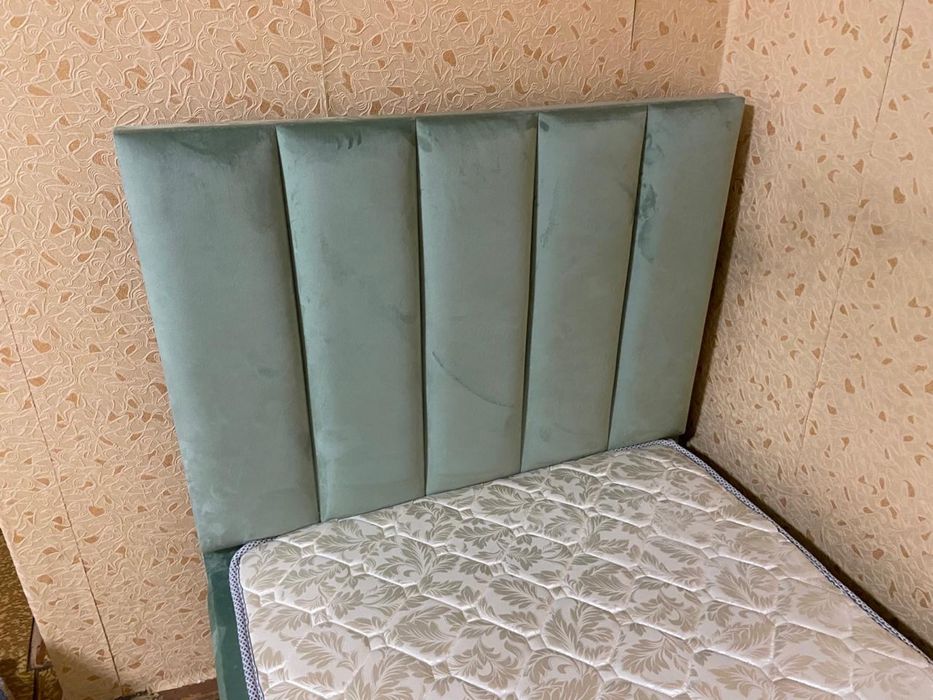 Кровать в хорошем состоянии