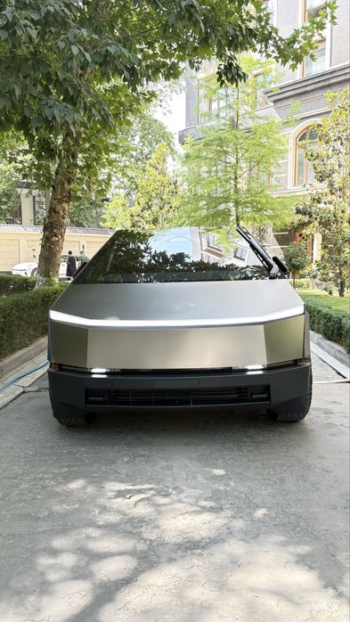 Tesla CyberTruck Cyberbeast наличи Ташкенте