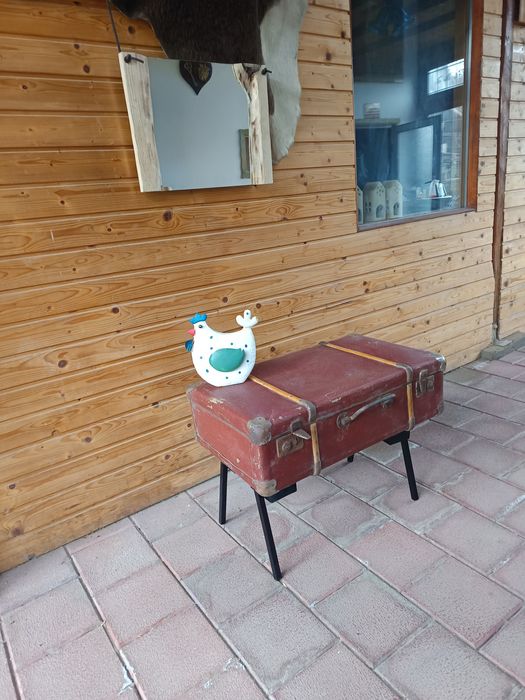 Valiza - măsuță și ladita depozitare