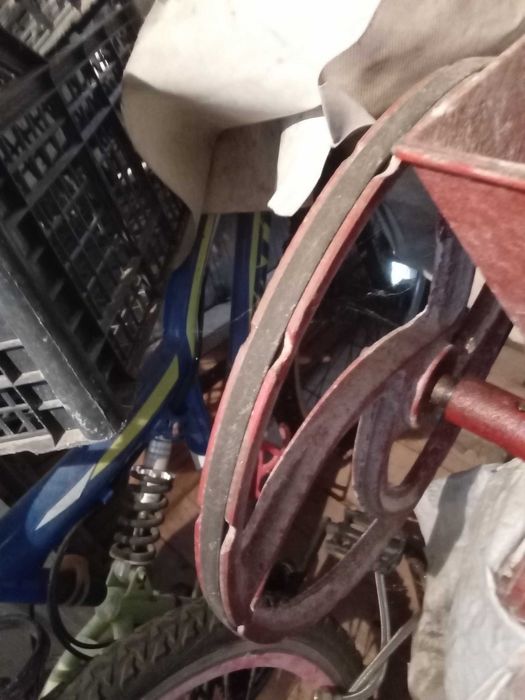 Moară măcinat porumb în stare foarte bună