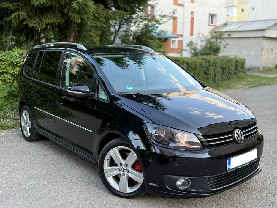 VOLKSWAGEN Touran 2011 — imagine 3