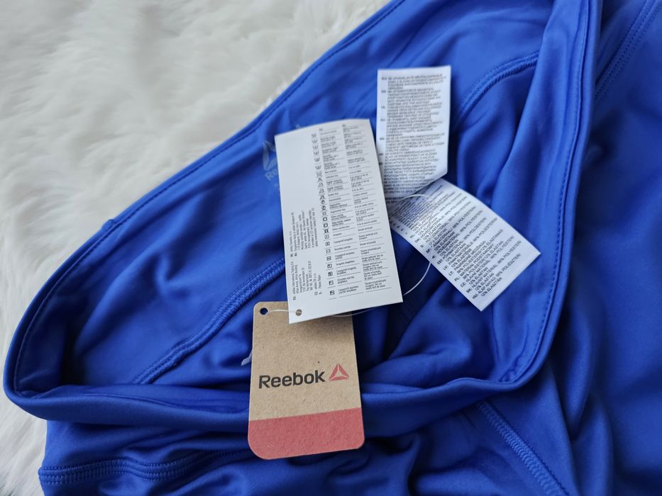 Reebok оригинален дамски клин нов  Л размер