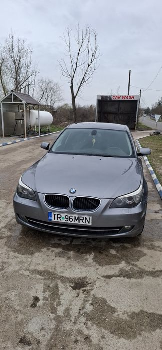 Vând bmw e60 520d