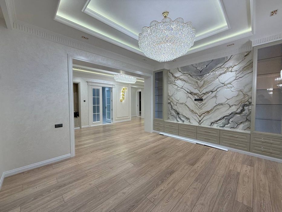 Продавец участка