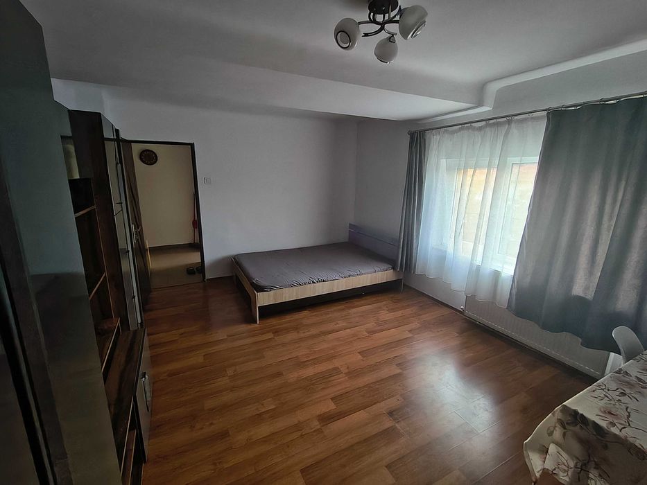 Proprietar închiriez apartament cu o camera in complexul studentesc