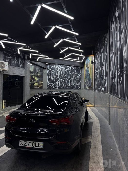 Chevrolet Onix red line