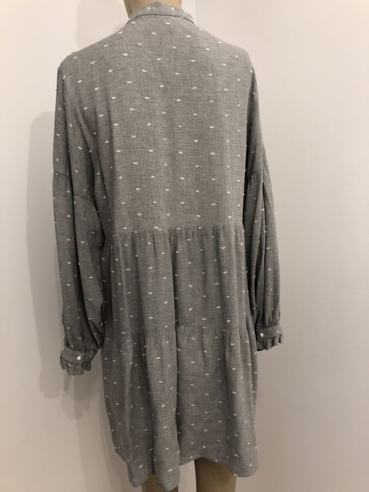 Rochie de zi cu perle