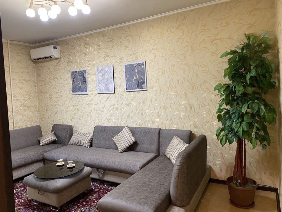 Своя  Кв. 2/2/4 в аренду метро шахристон