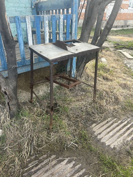 Продам циркулярную пилу