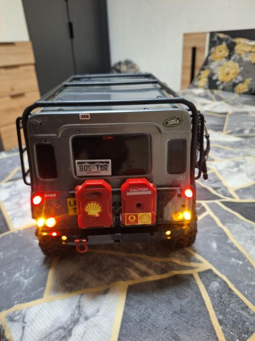 Модел Trx-4 Defender