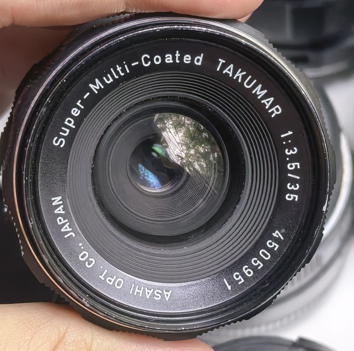 Asahi Super-Multi-Coated Takumar 35mm f/3.5