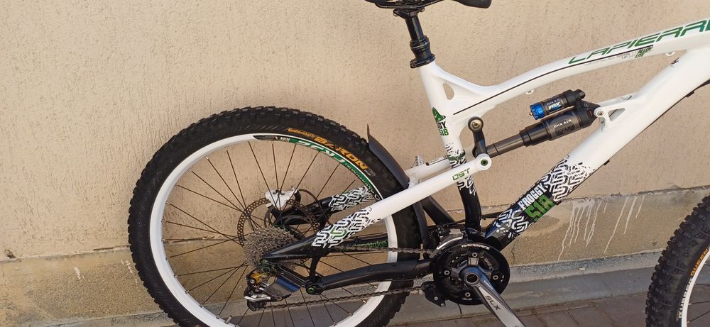 Bicicleta full suspension Lapierre