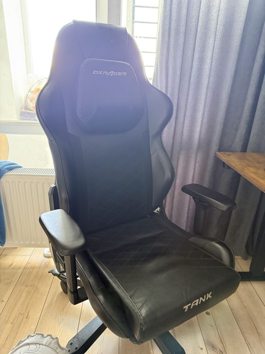 Игровое кресло DXRacer Tank