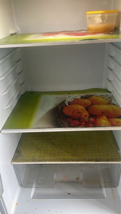 Продам холодильник бюрюса