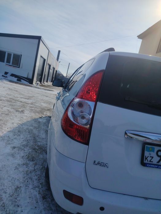 Продам приору универсал