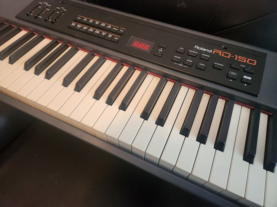 Sintetizator Roland rd-150 - no power