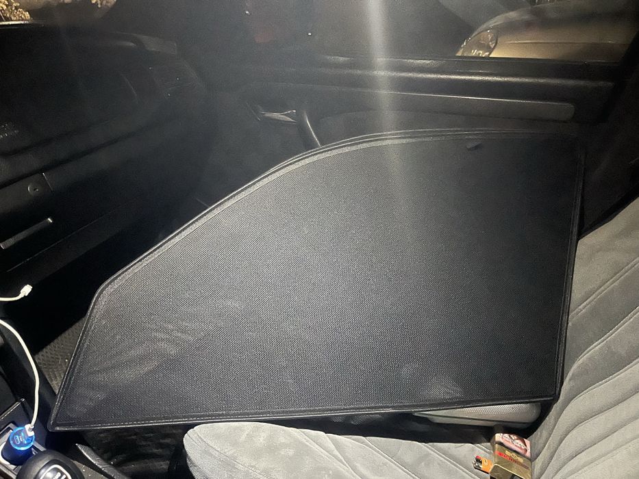 Продам автошторы мерс 202