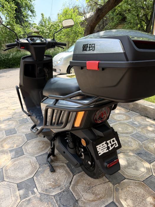 Skuter AIMA yengi kam uchilgan