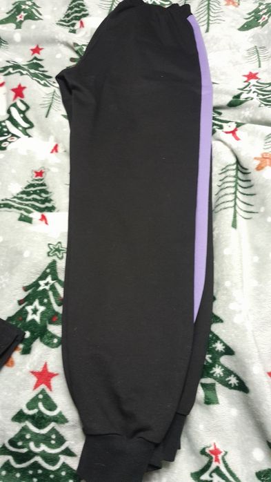 Продам спортивный костюм