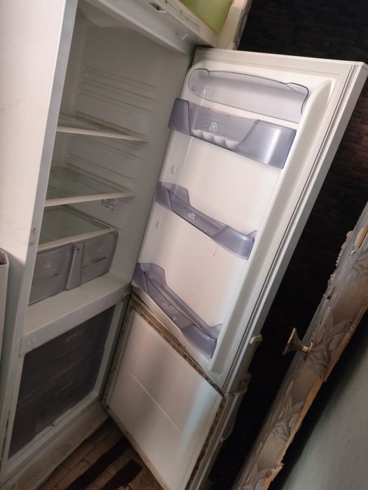 Продам холодильник Бирюса