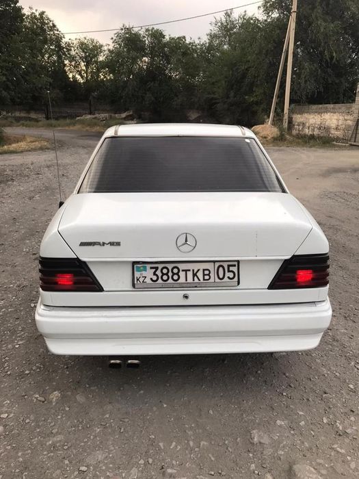 Бампер Мерс 124 , тюнинг ешка спойлер, AMG gen2