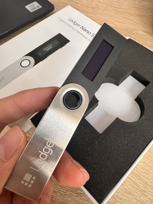 Portofel electronic Ledger NanoS