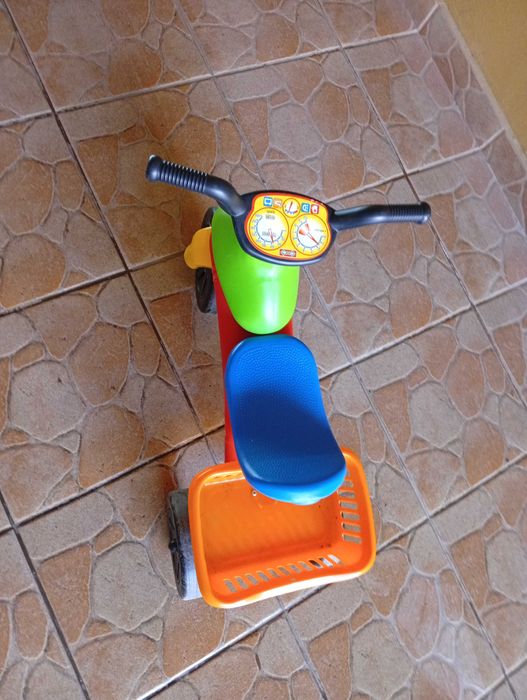 Vând bicicleta copii fara pedale