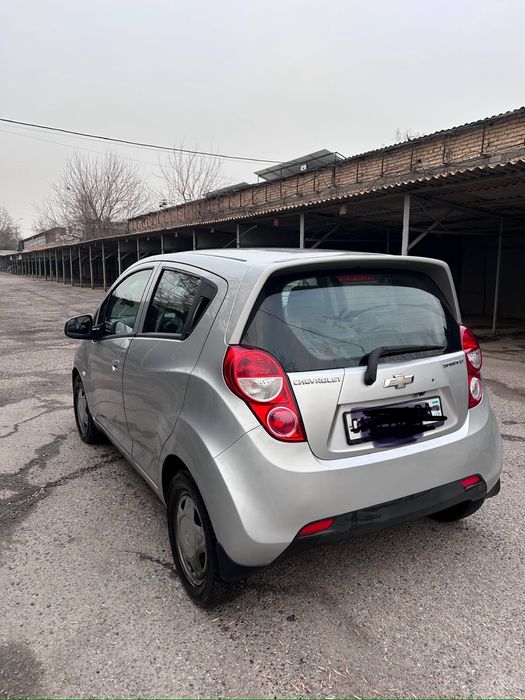 Машина SPARK продается