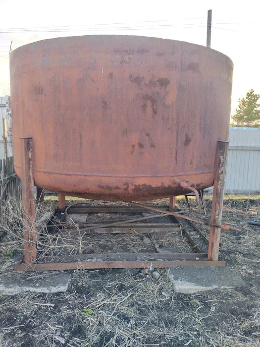 Продам бак под воду