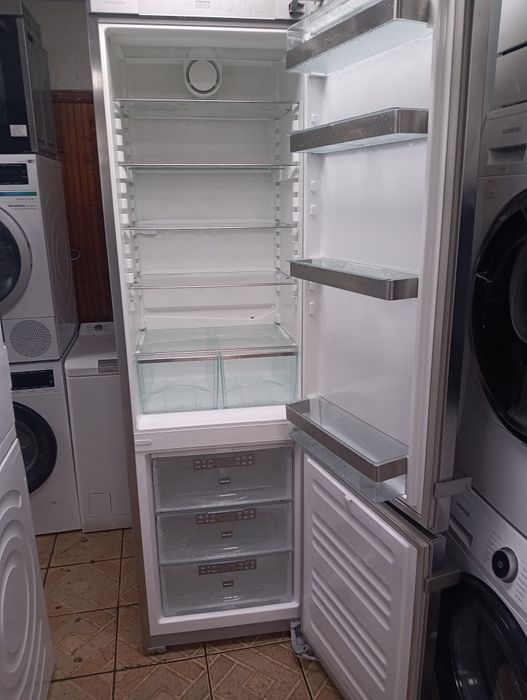 Иноксов комбиниран хладилник с фризер Миеле Miele  Made in Germany с две години гаранция!