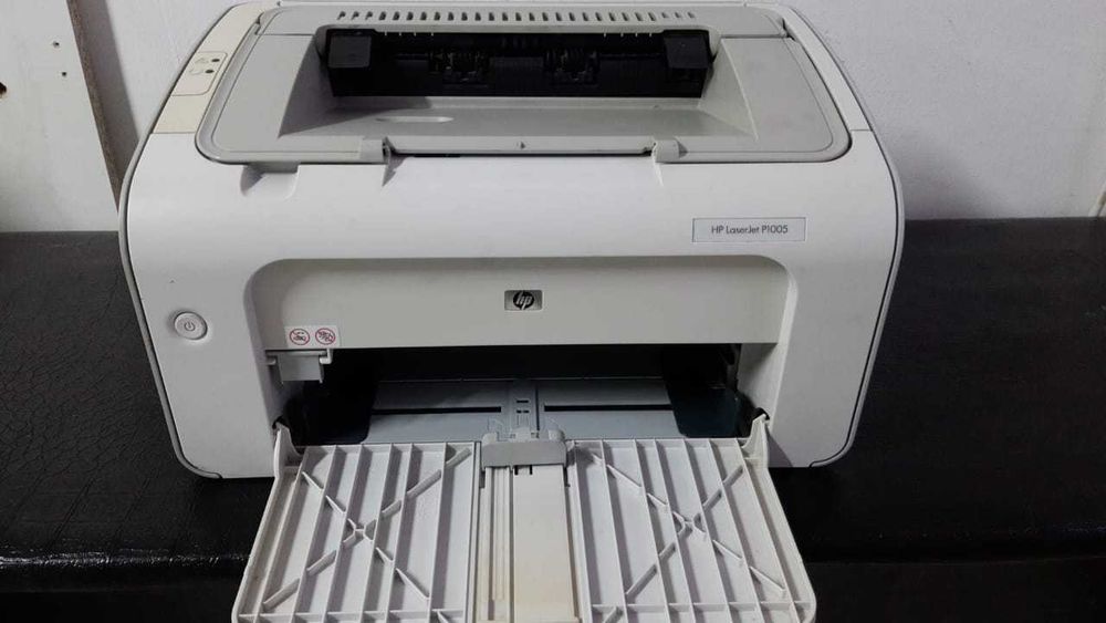 HP P1005 принтер