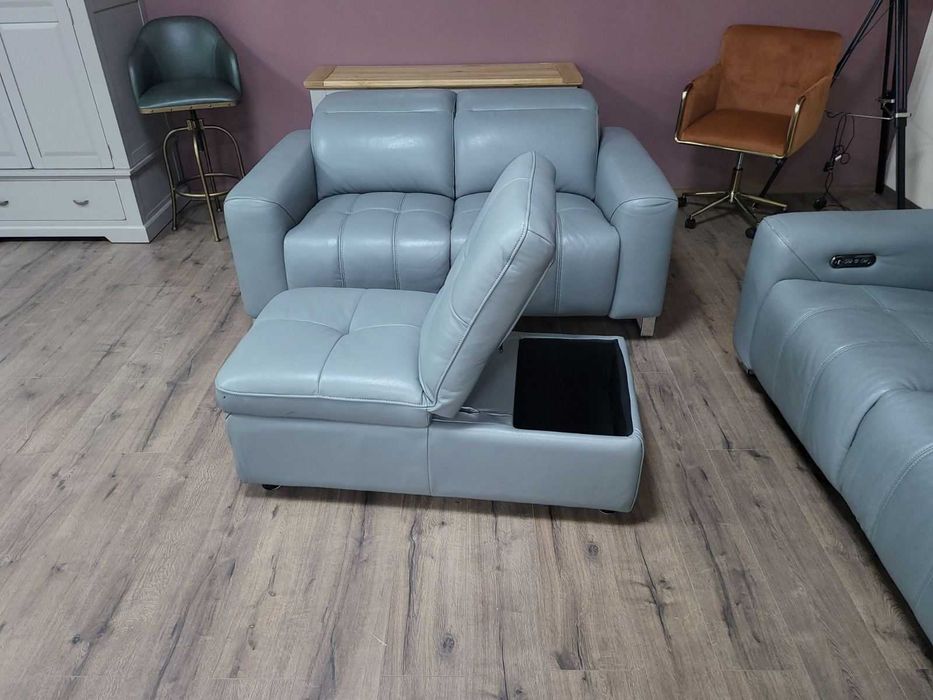 Сив кожен комплект дивани две двойки и табуретка