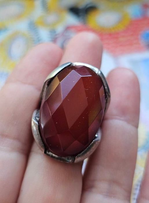 Масивен сребърен пръстен с Карнеол