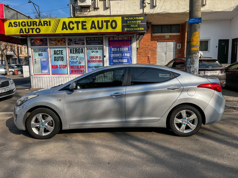 Hyundai  Elantra