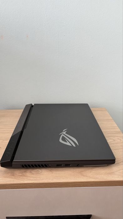 Asus Rog Strix G15 Ryzen 7 5800H/16/512/RTX 3070 8GB