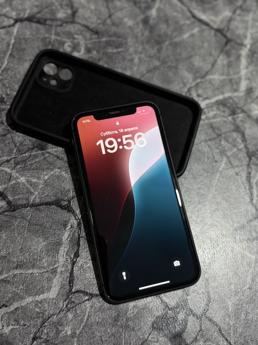 срочно продам Айфон 11