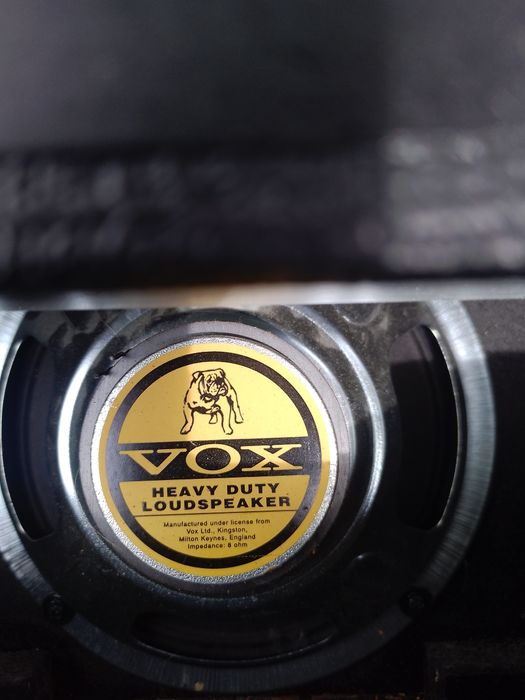 Кубе за китара vox