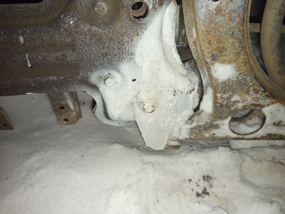 Подрамник в сборе