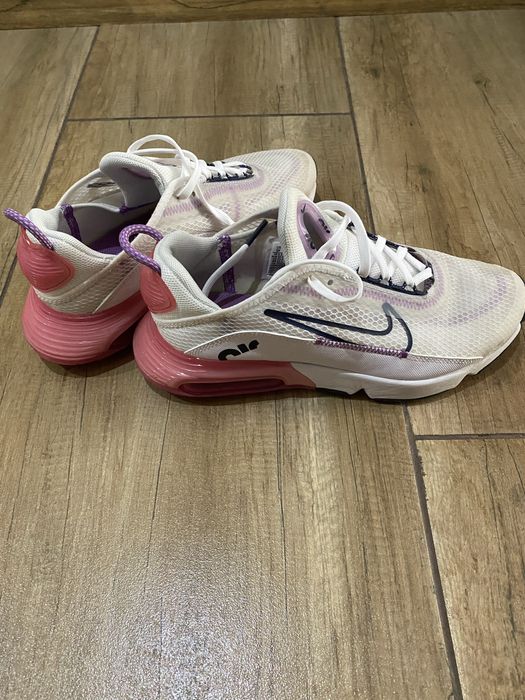 Модерни Маратонки NIKE