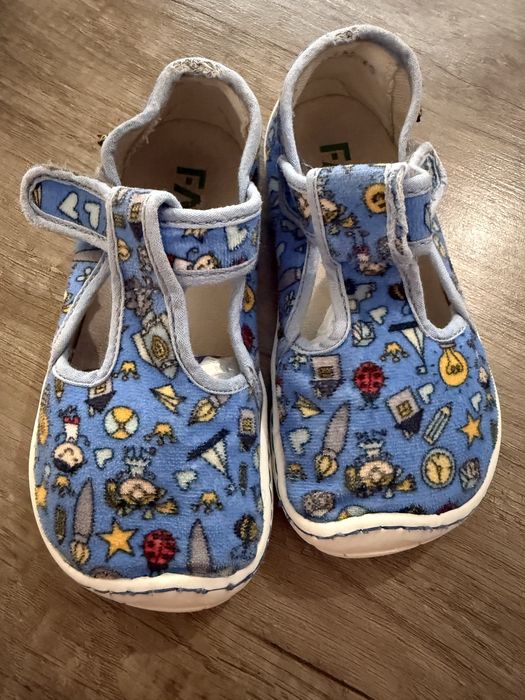 Боси пантофи Bare Fare 25 размер