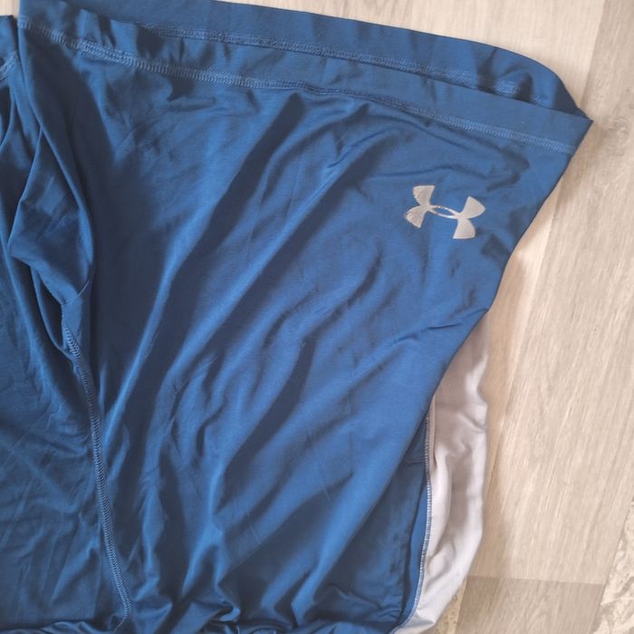 Pantaloni scurți Under Armour mărimea  XL(Extra Large)