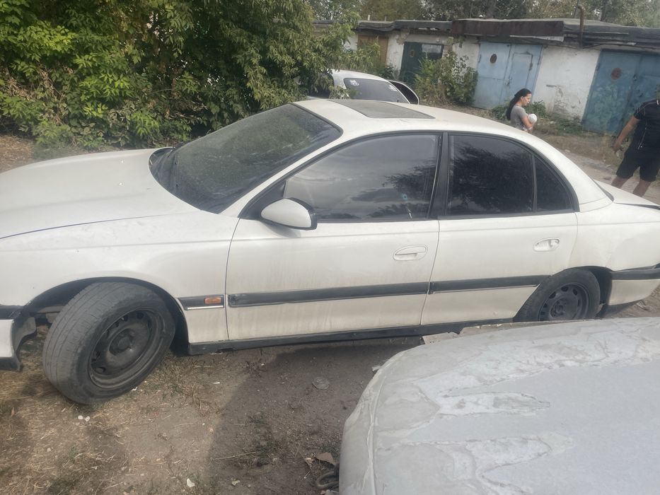 Запчасти опель омега